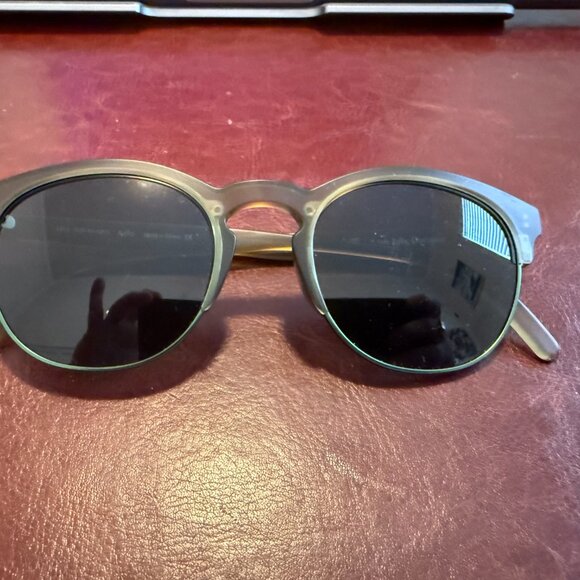 Sunski Matte Green Sunglasses – Unisex - Picture 4 of 8